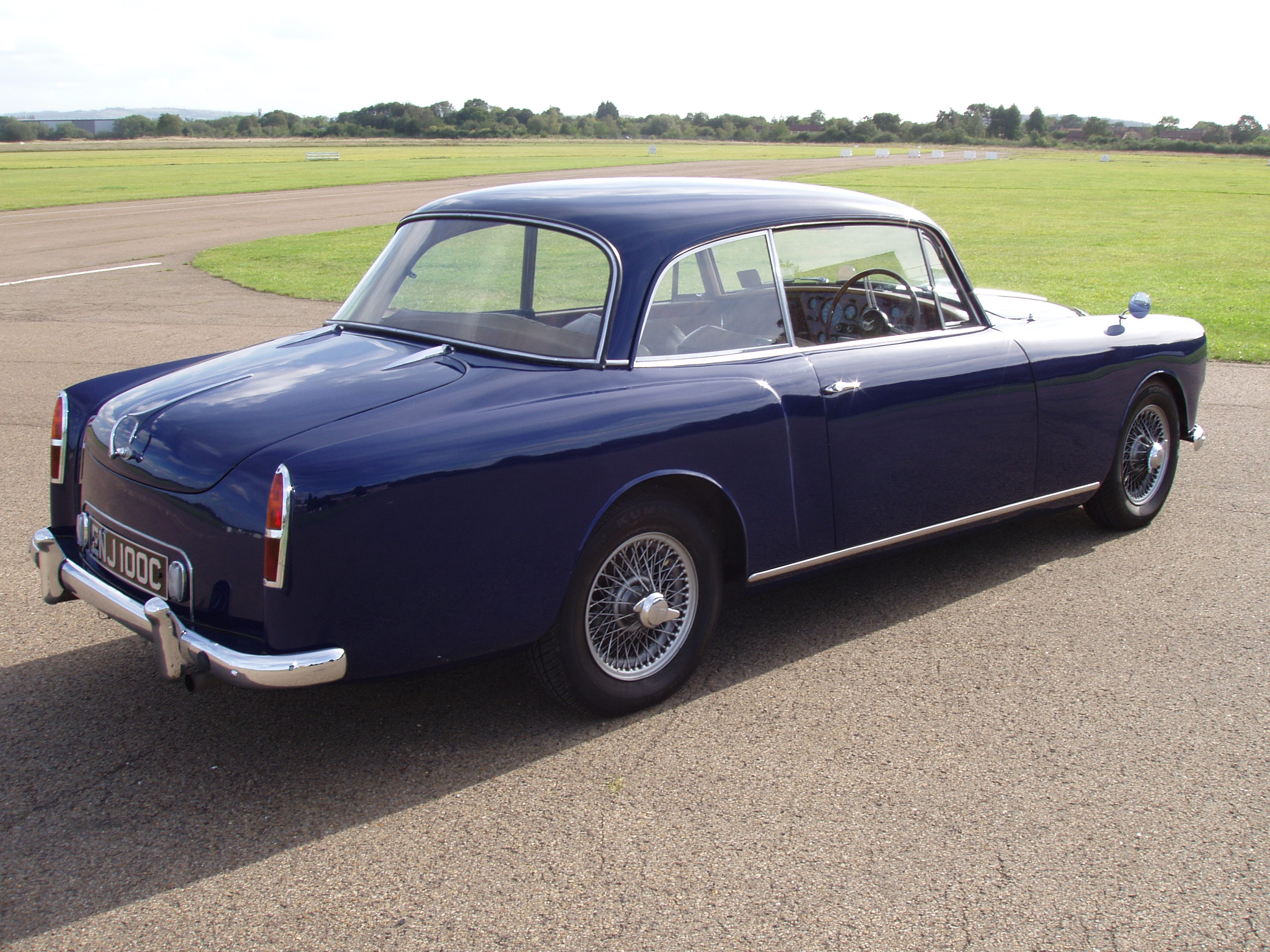 Alvis TE21 Saloon - Image 14