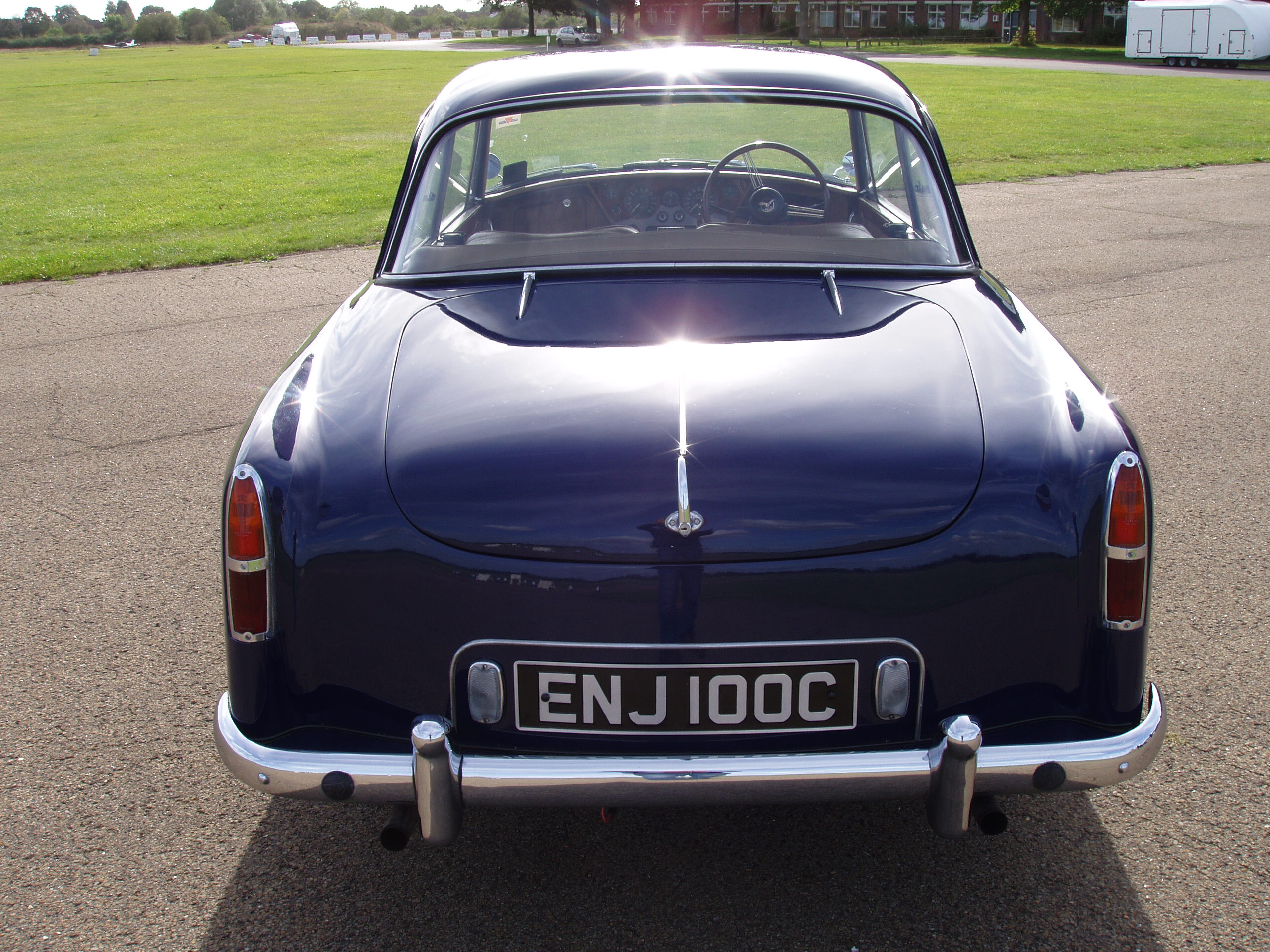 Alvis TE21 Saloon - Image 15