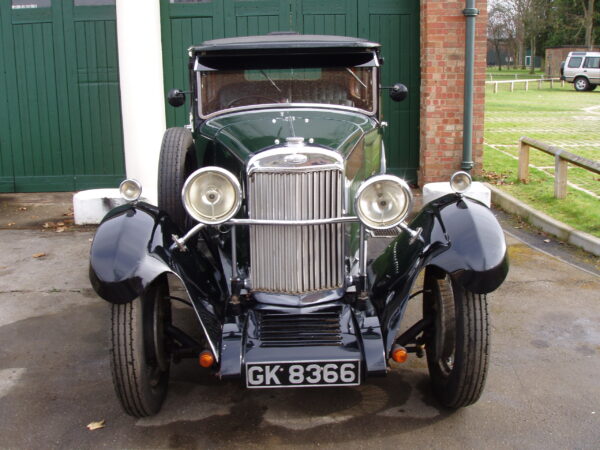 Sunbeam 16 six-light Saloon