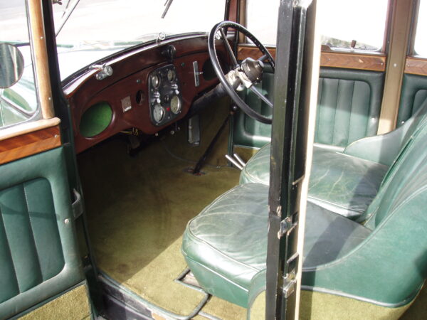 Sunbeam 16 six-light Saloon - Image 8