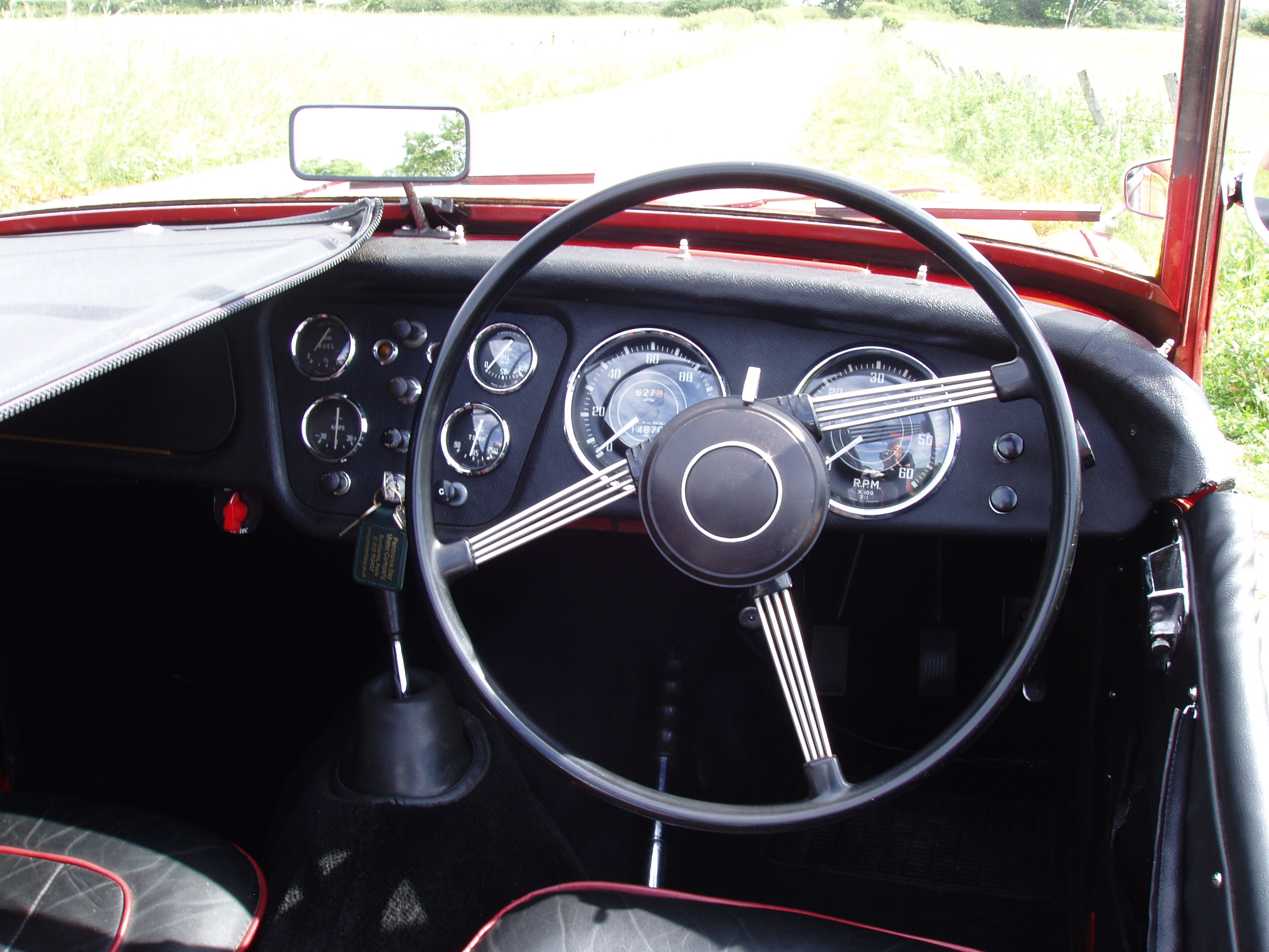 Triumph TR2 2-seat Sports - Image 9
