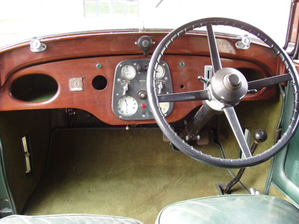 Sunbeam 16 six-light Saloon - Image 10