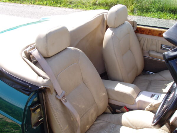 MG RV8 Sports - Image 11