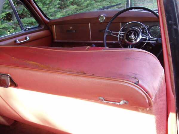 Rover P4 60 saloon - Image 12