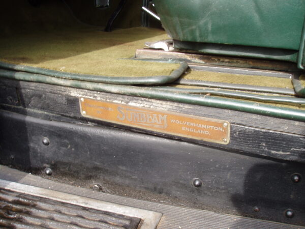 Sunbeam 16 six-light Saloon - Image 13