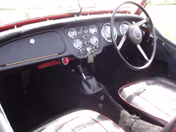 Triumph TR2 2-seat Sports - Image 13