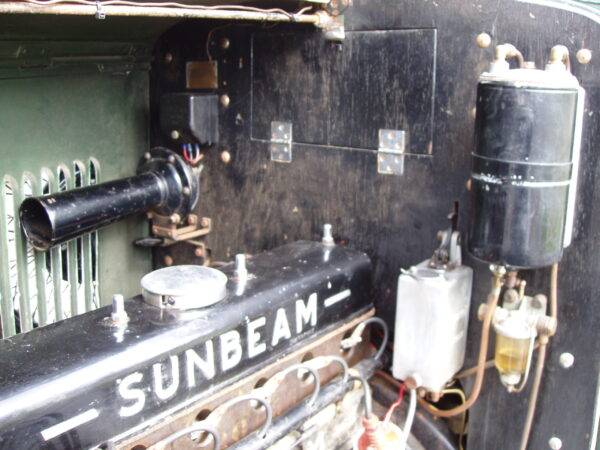 Sunbeam 16 six-light Saloon - Image 23