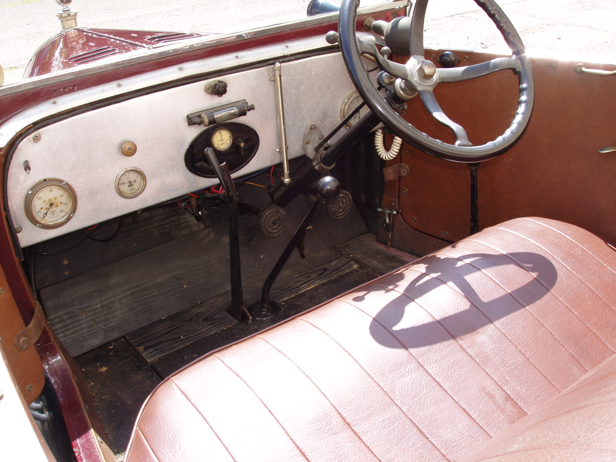 Morris Oxford 2-seat & dickey "Bullnose" - Image 13