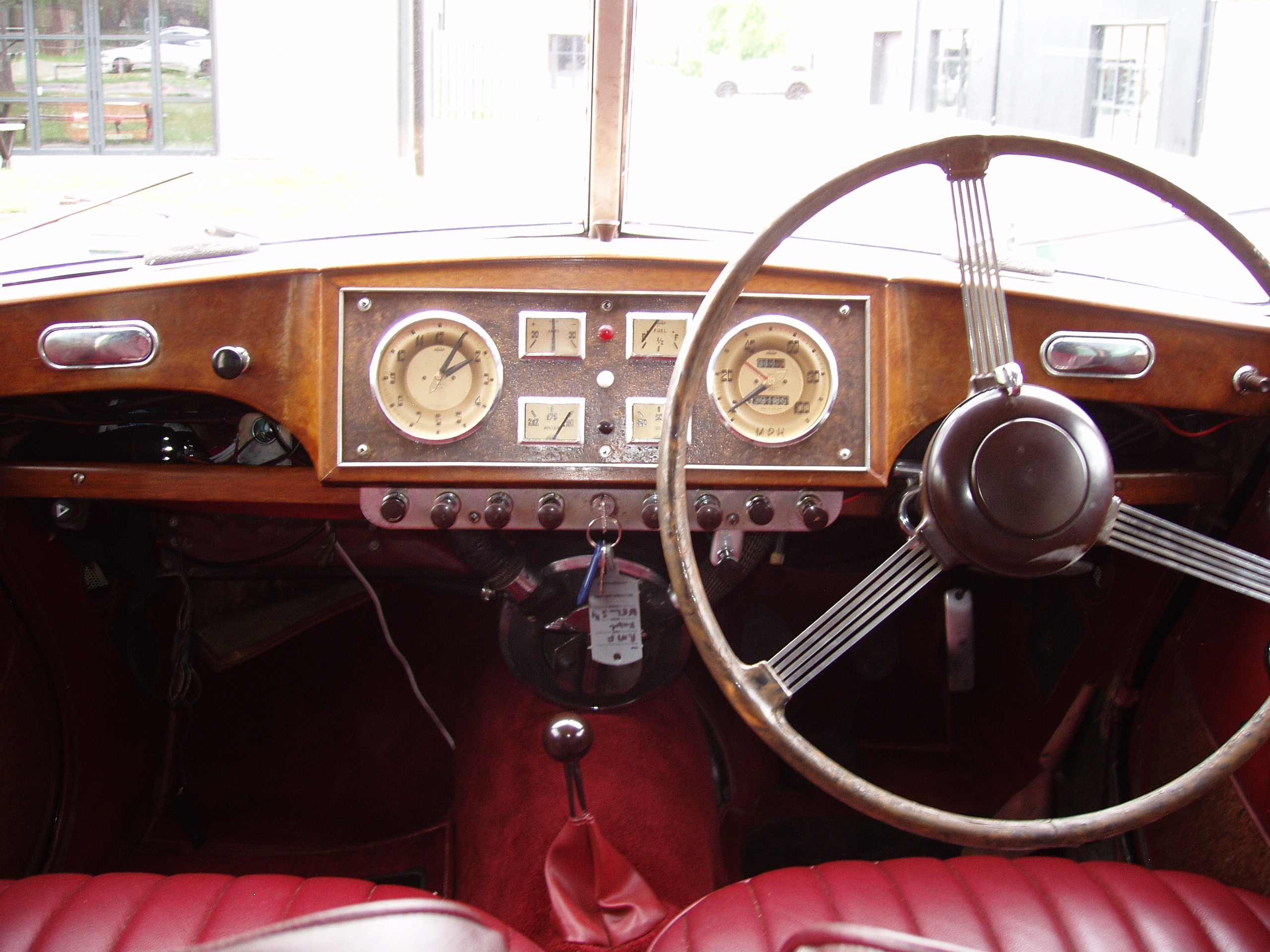 Riley RMF Saloon 2.5 litres 1953 - Image 13