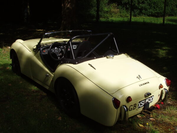 Triumph TR3A - Image 6