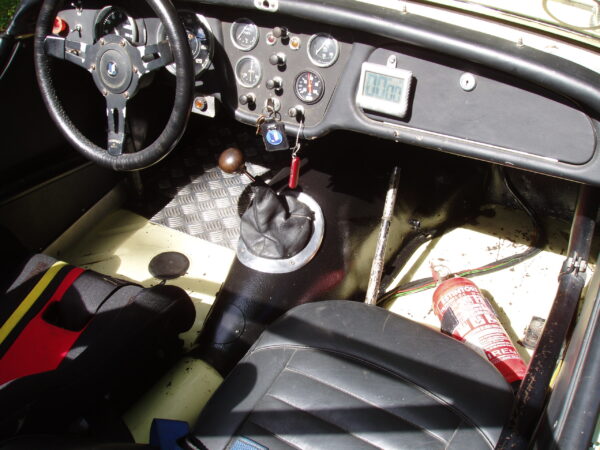 Triumph TR3A - Image 10