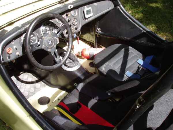Triumph TR3A - Image 11
