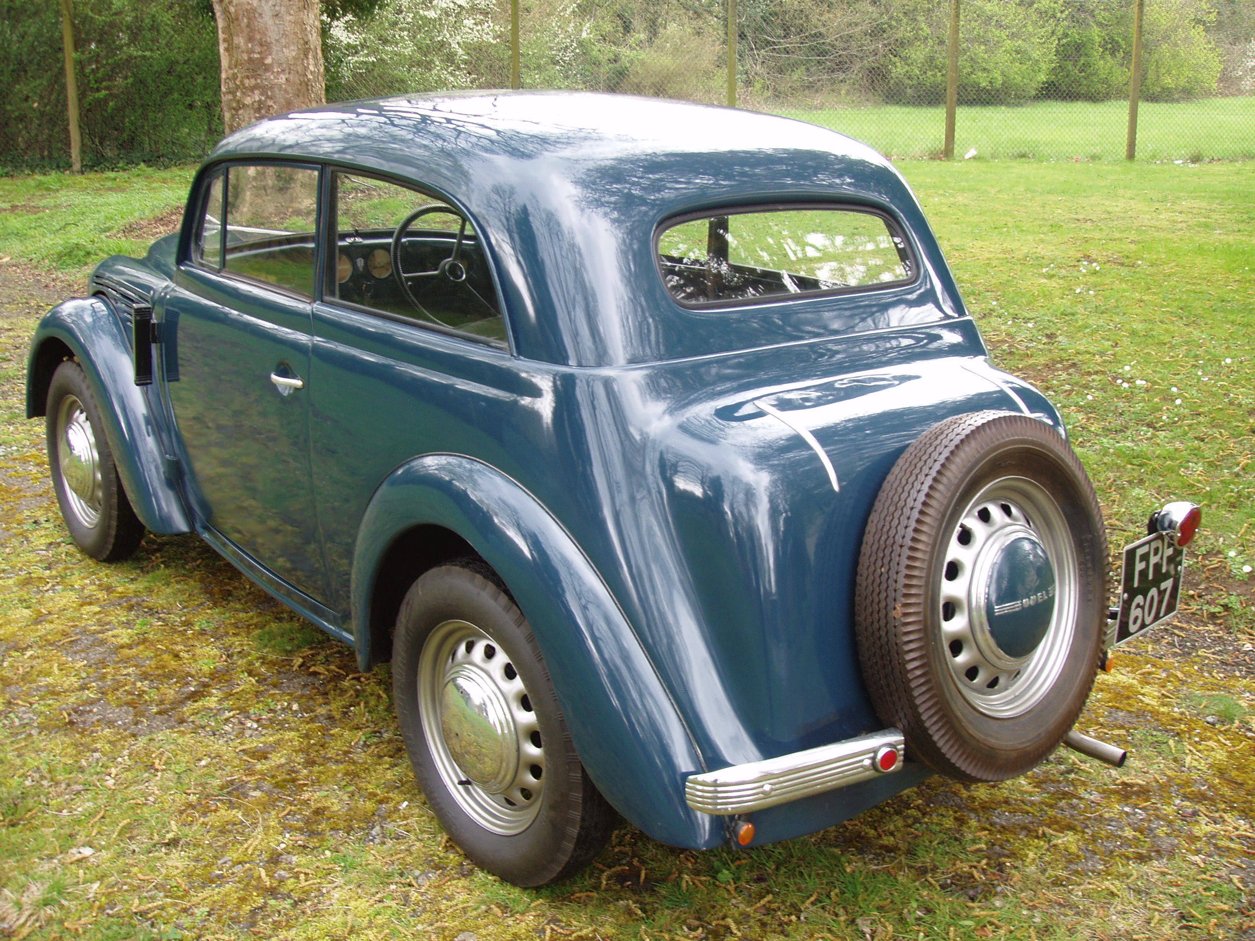 Opel Kadet 2-door Coupe - Image 5