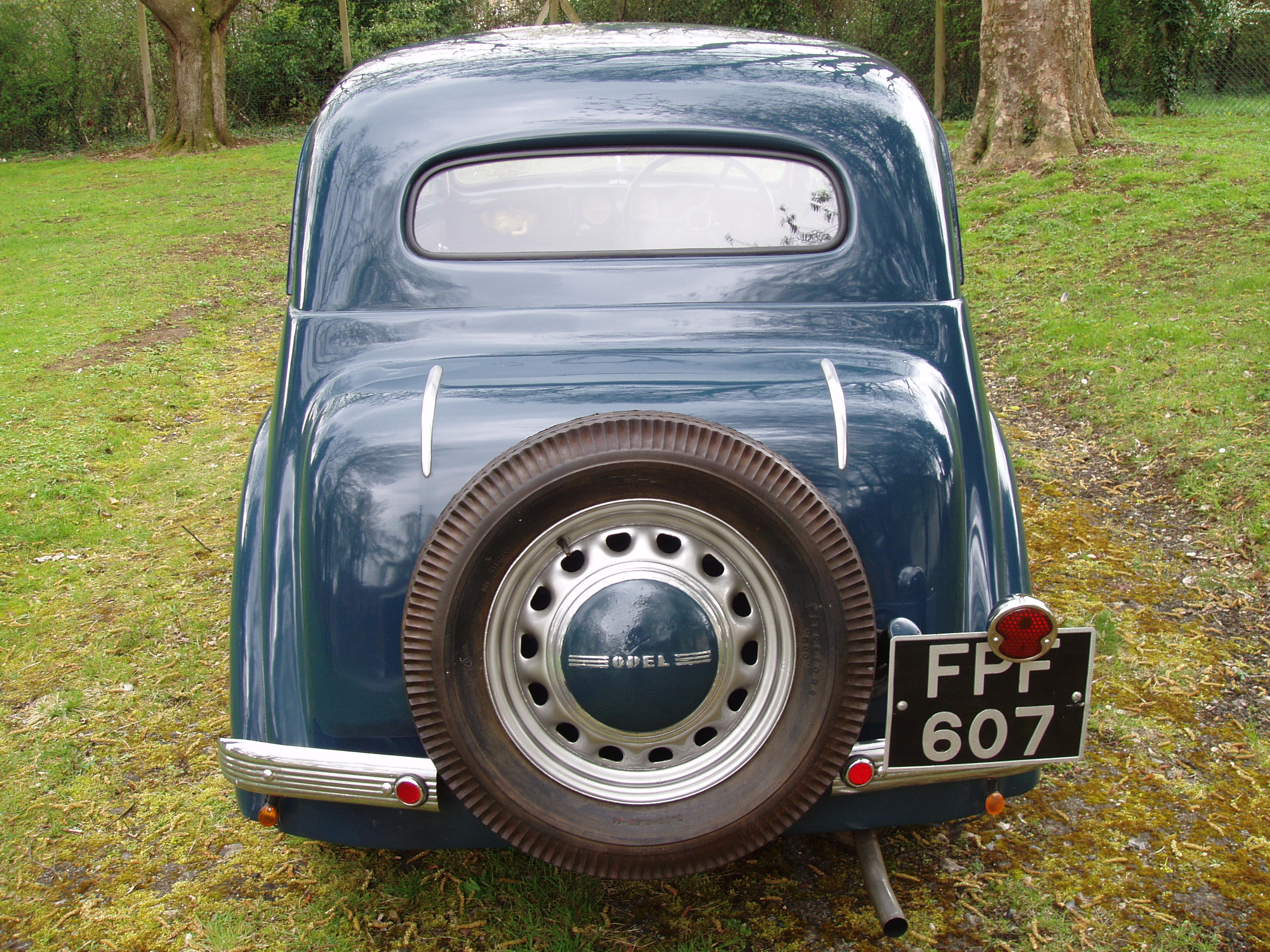 Opel Kadet 2-door Coupe - Image 6