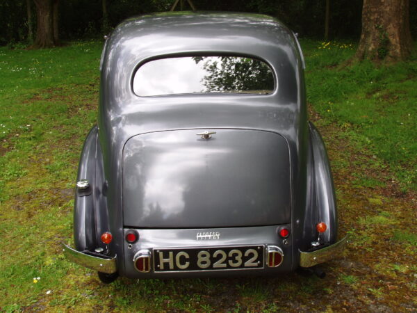 Sunbeam Talbot Ten 4-door Saloon - Image 6