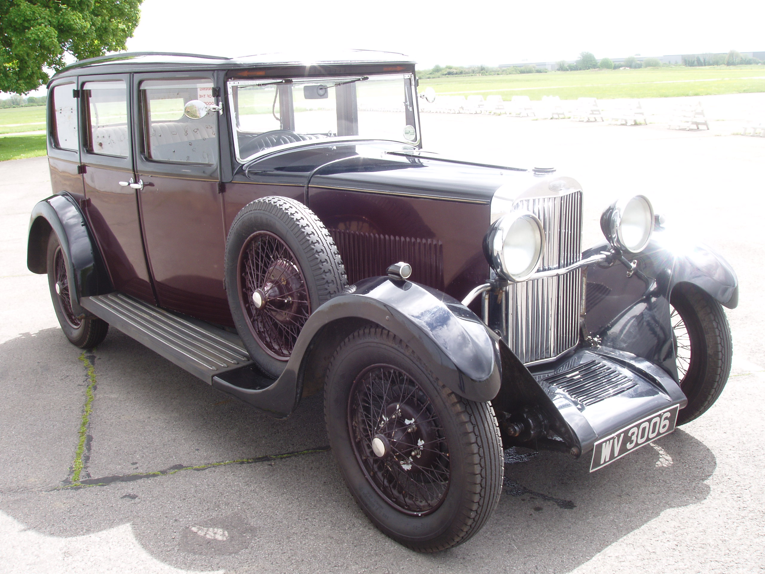 Sunbeam 18 hp Six-light Saloon - Image 3