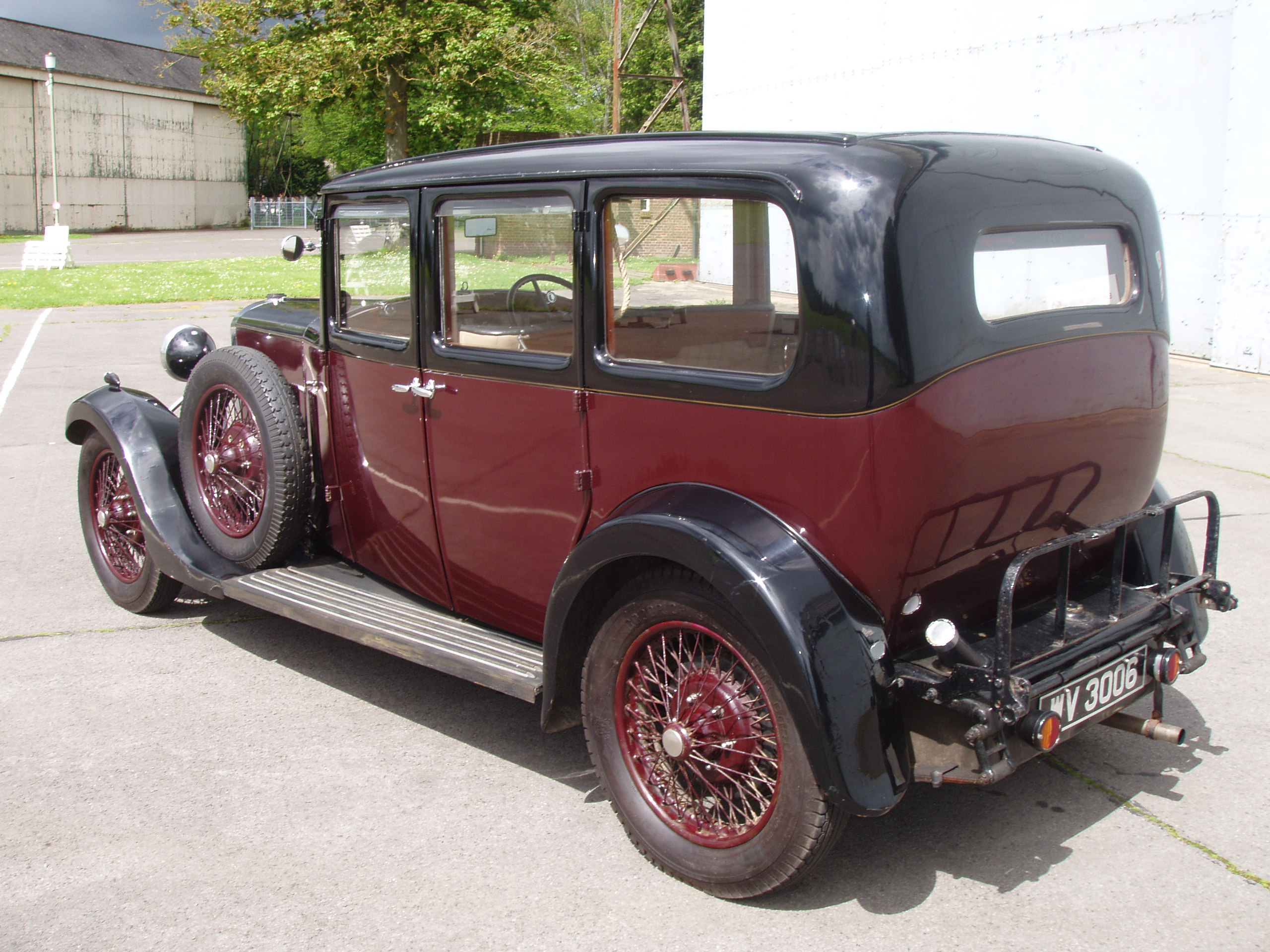 Sunbeam 18 hp Six-light Saloon - Image 6