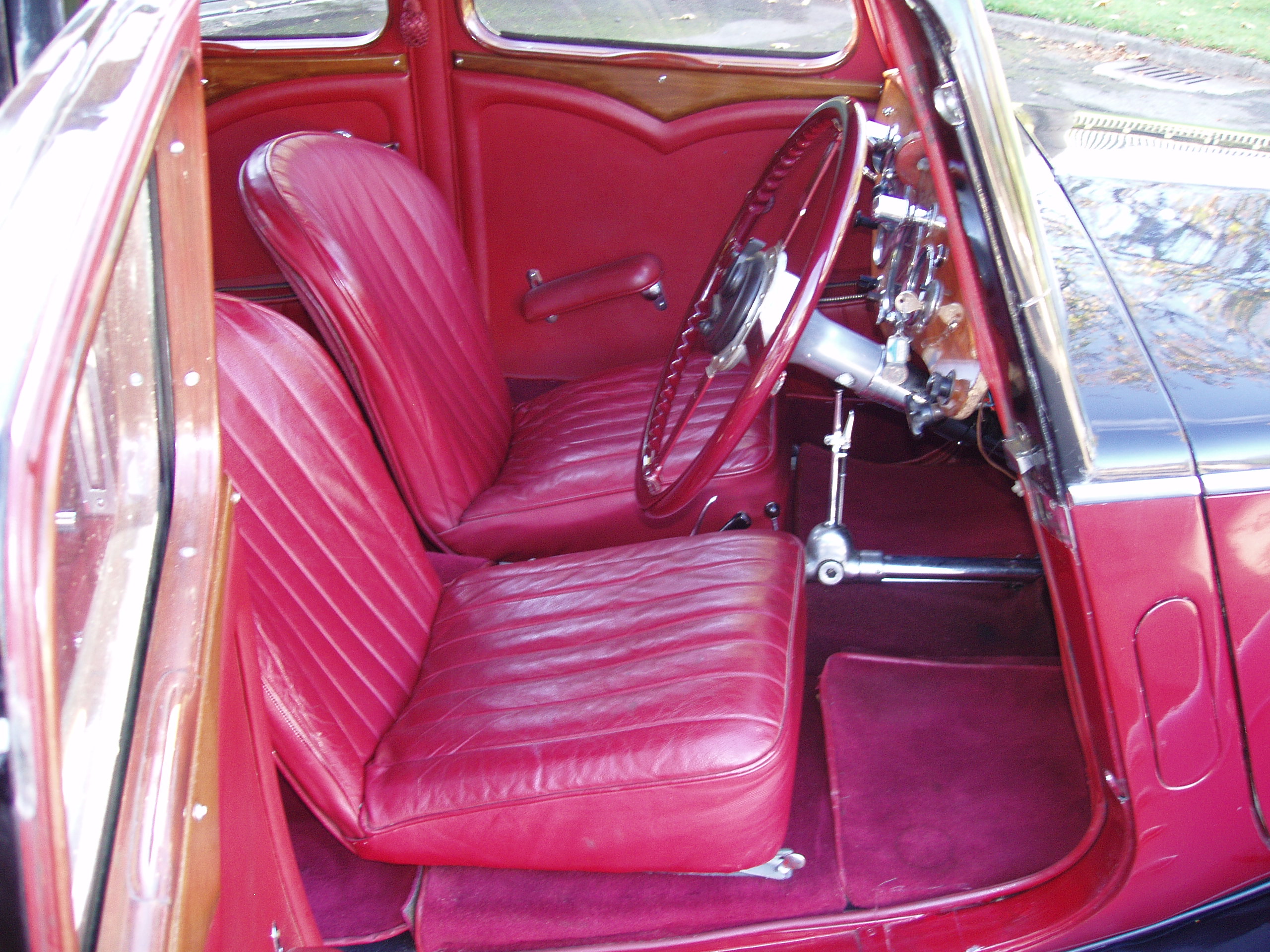 Triumph Gloria Vitesse - Image 8