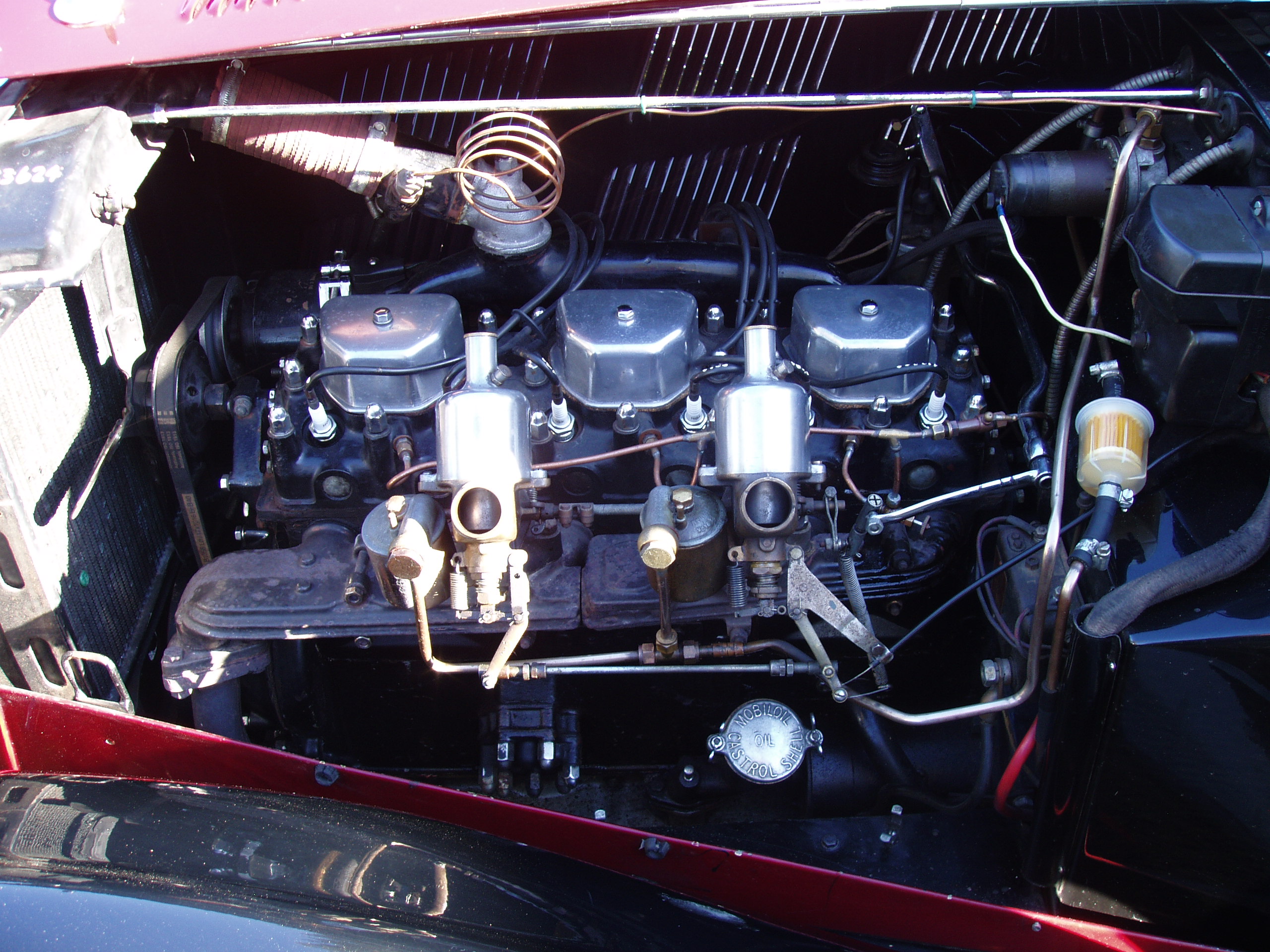 Triumph Gloria Vitesse - Image 17