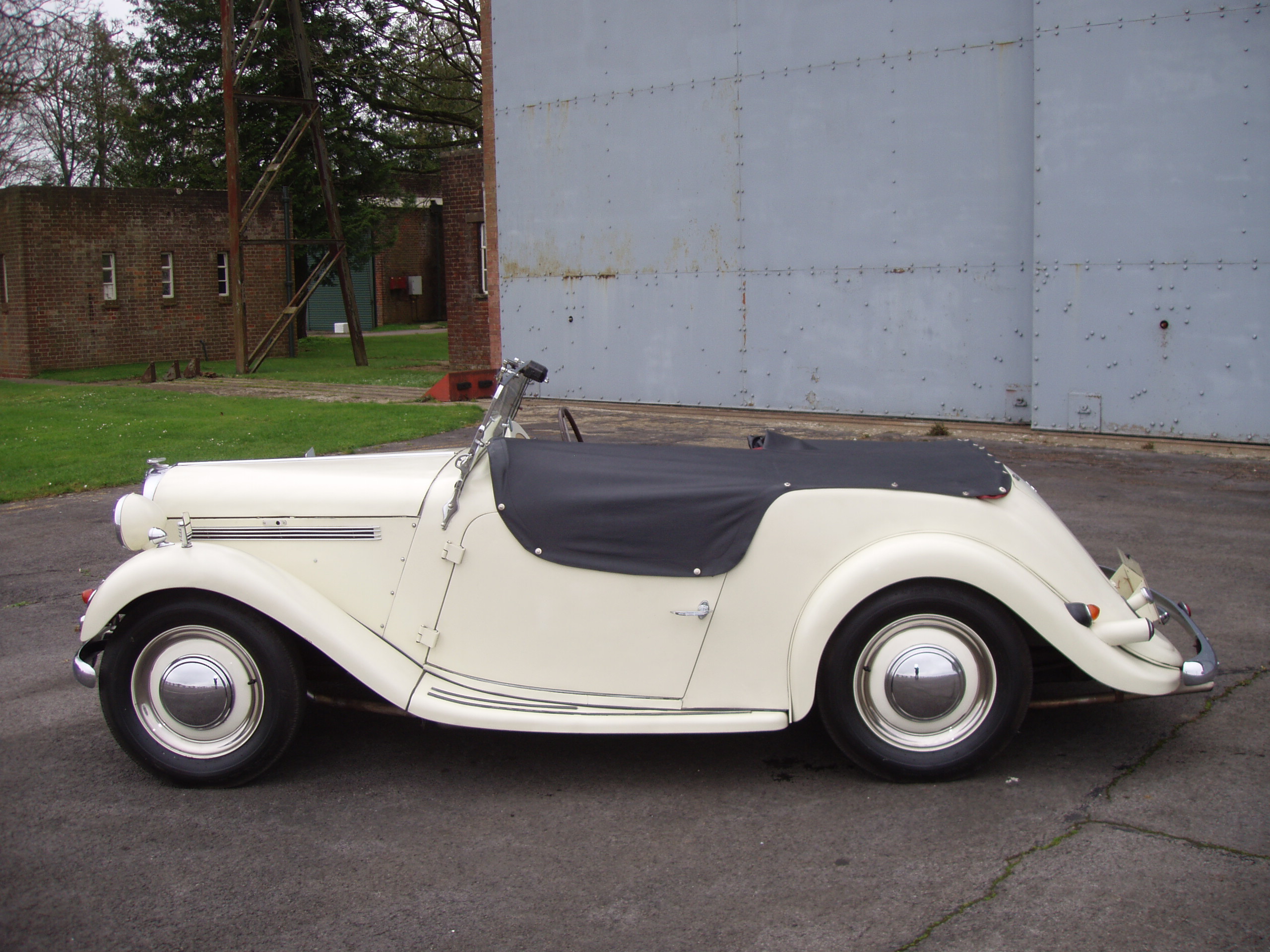 Singer 4AD tourer - Image 7