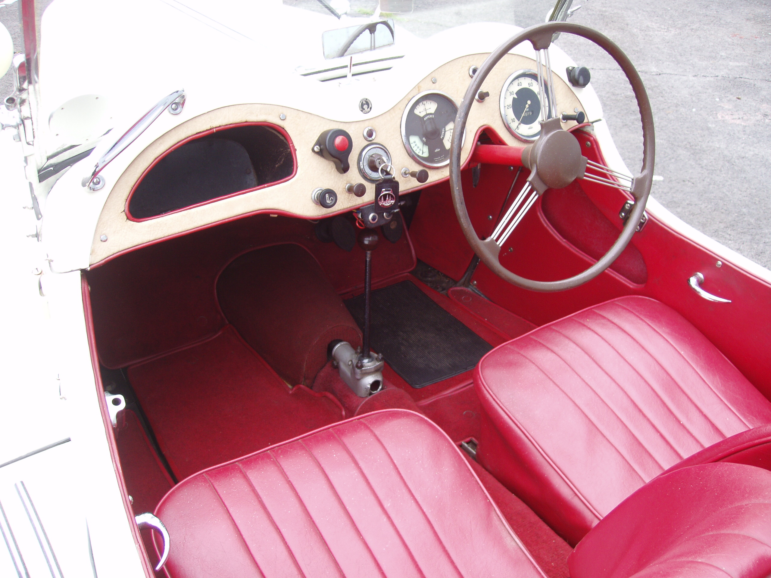 Singer 4AD tourer - Image 10