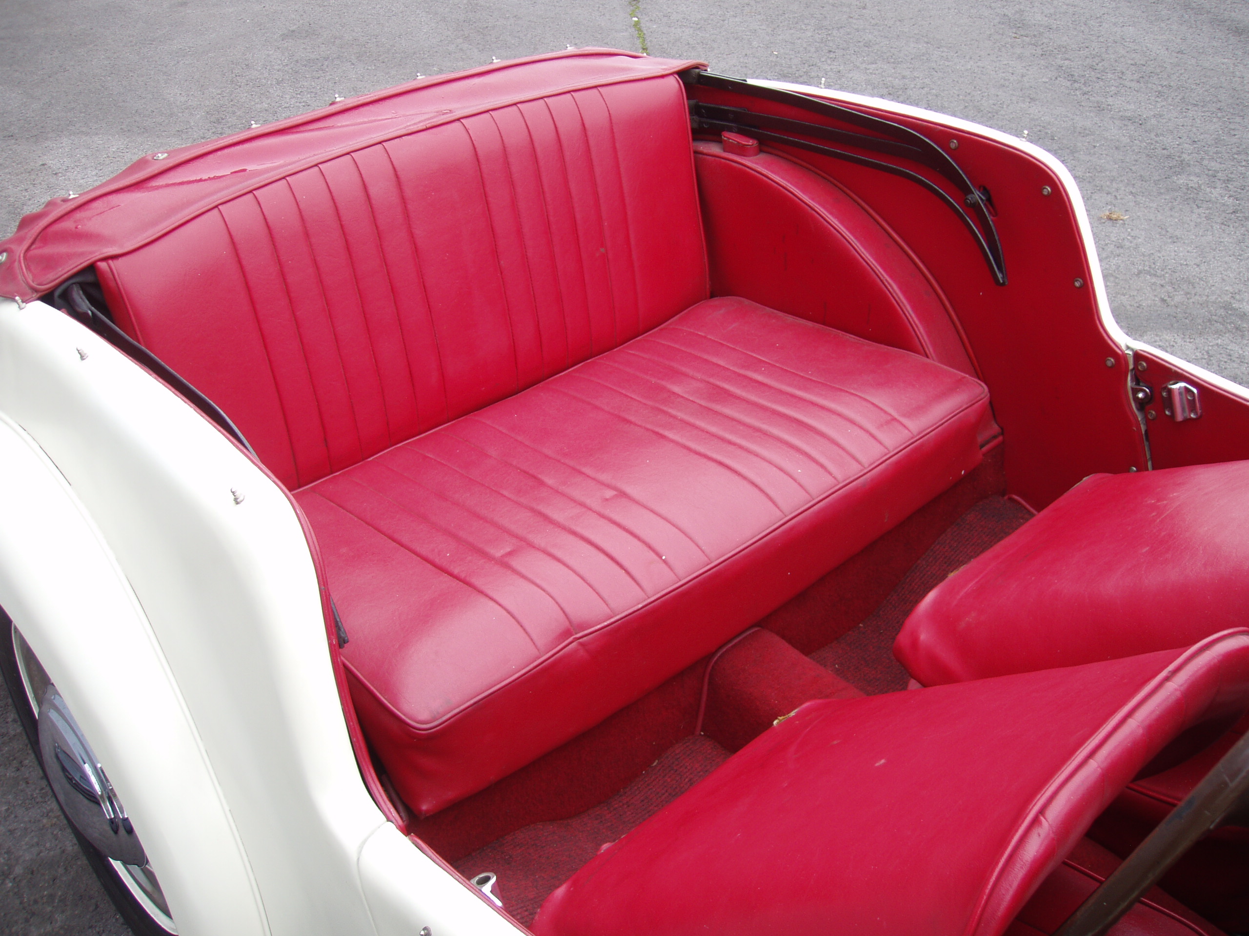 Singer 4AD tourer - Image 12
