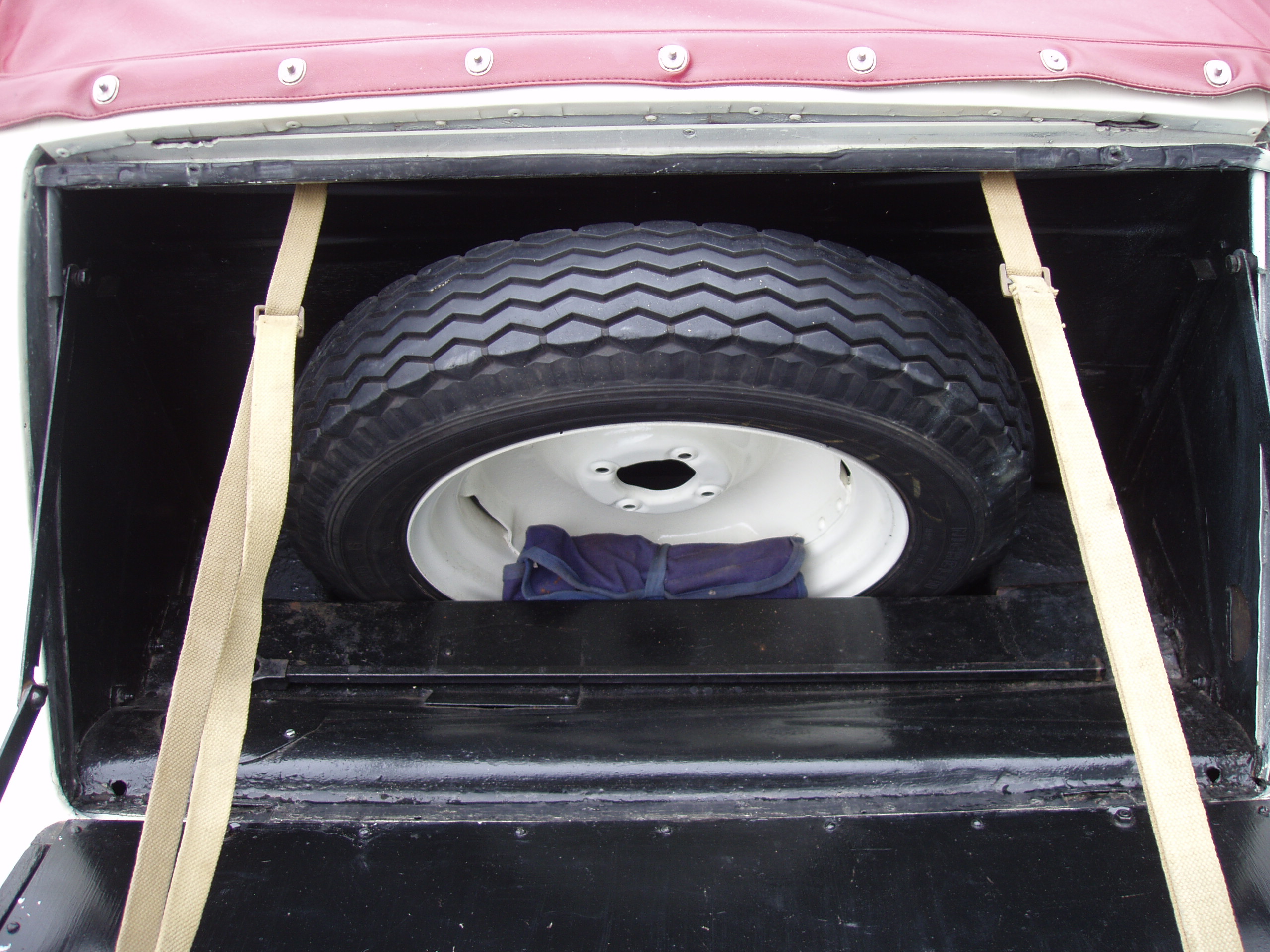 Singer 4AD tourer - Image 20