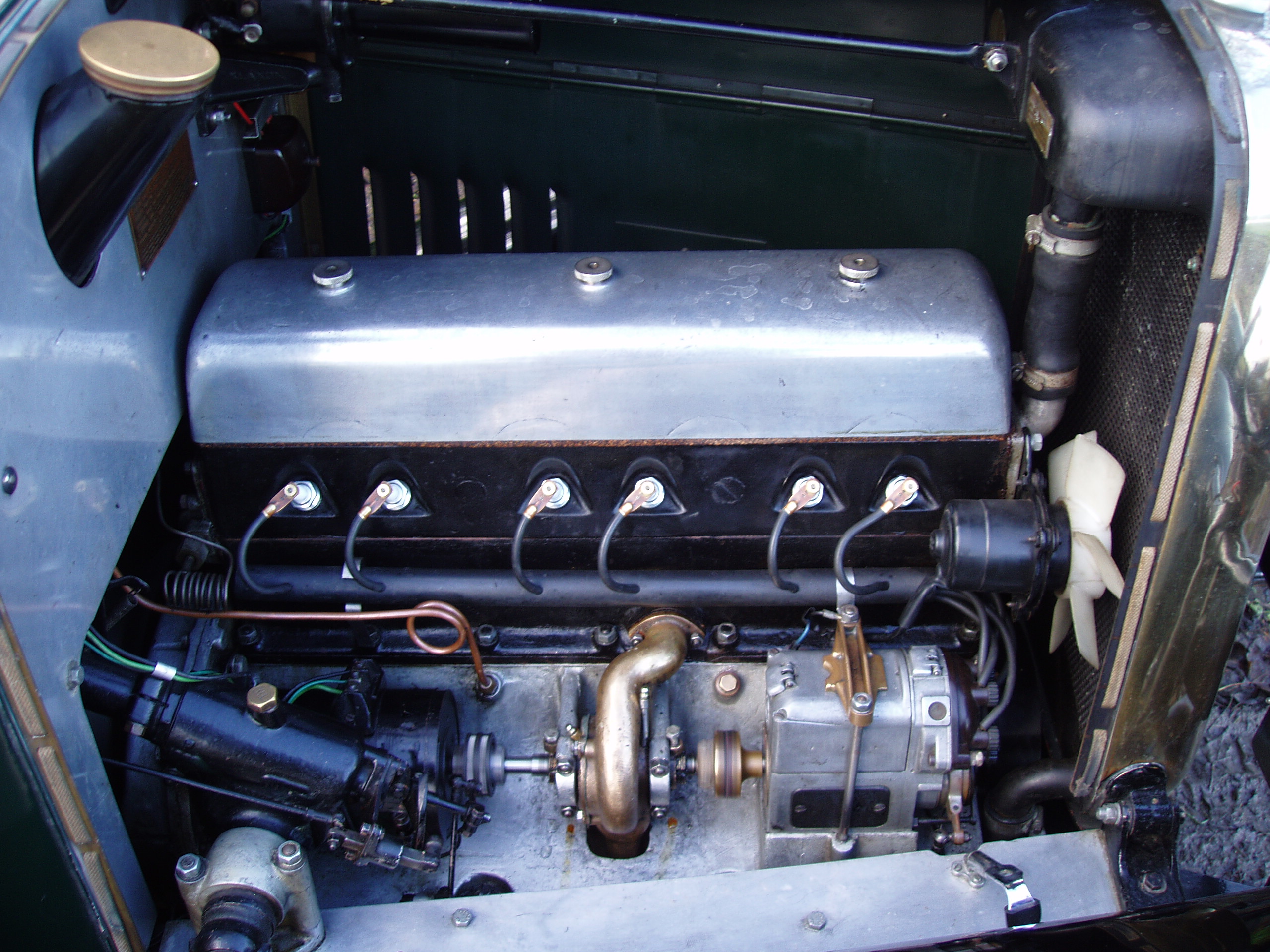 Alvis 14.75 Beetleback - Image 3