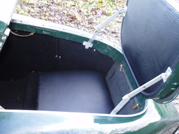 Alvis 14.75 Beetleback - Image 5