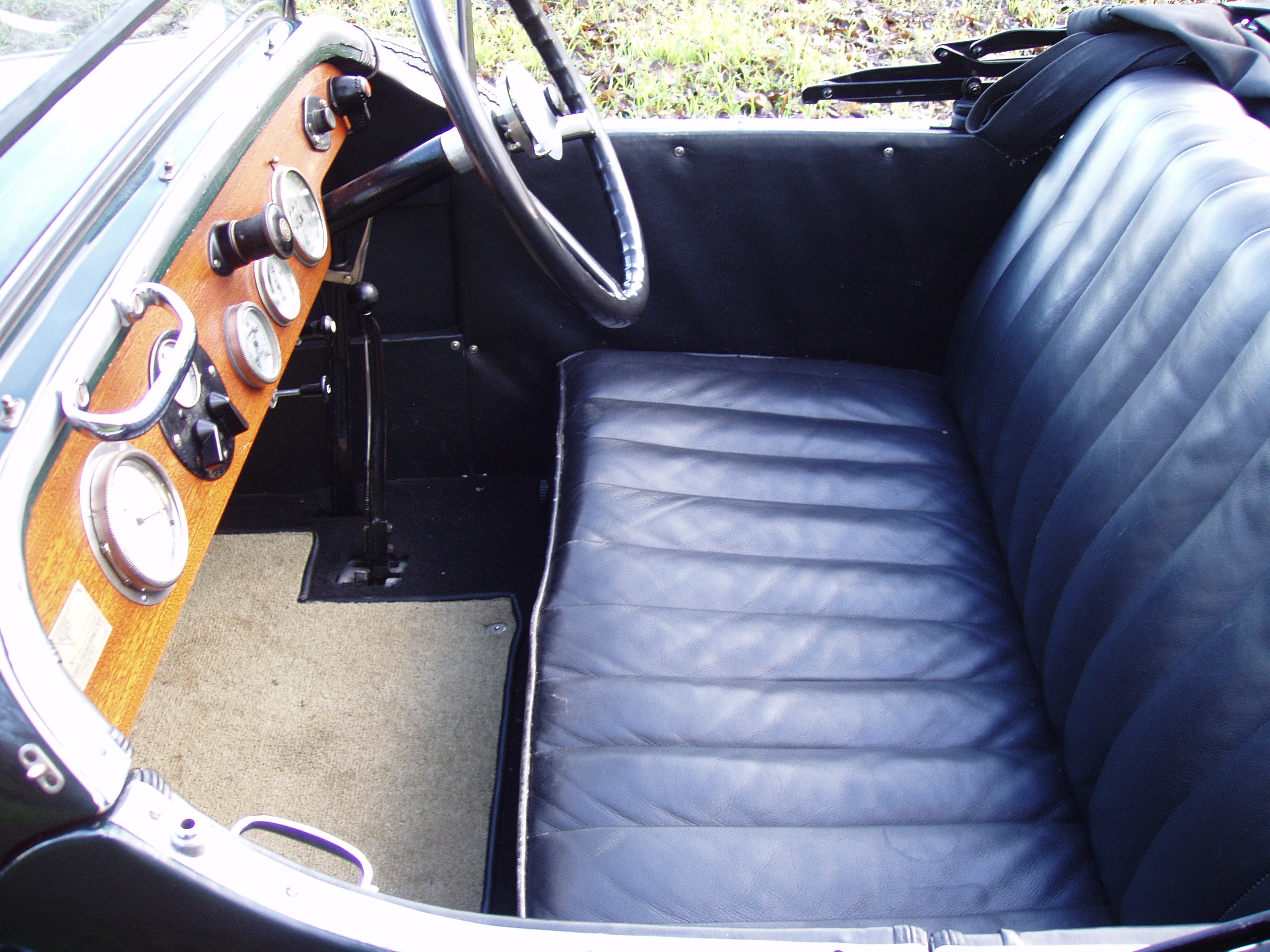 Alvis 14.75 Beetleback - Image 7