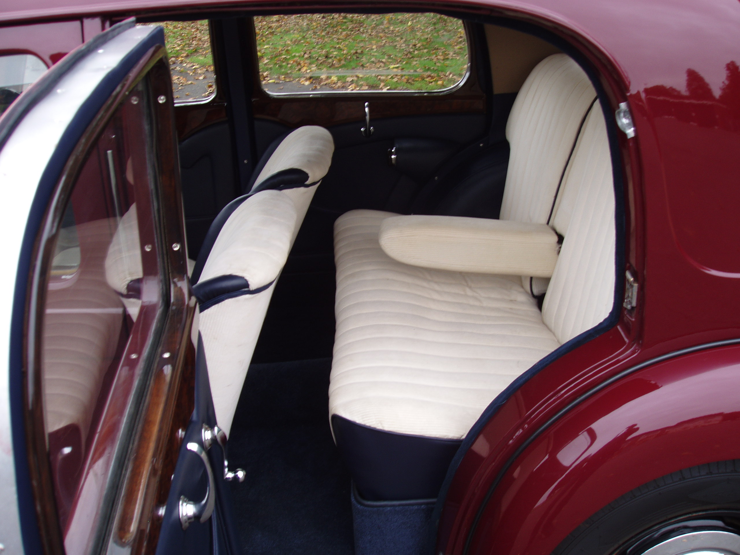 Alvis TA14 Sports Saloon - Image 8