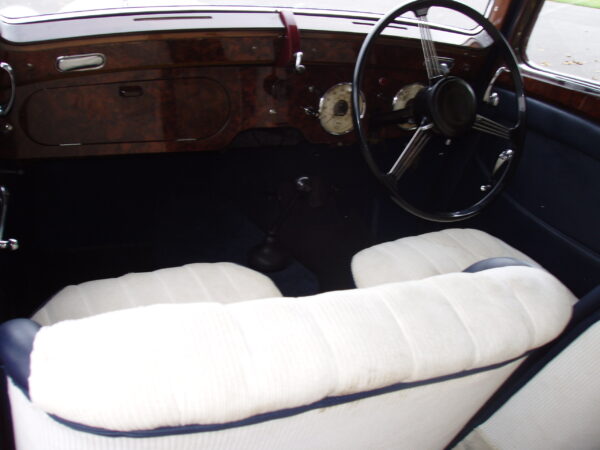 Alvis TA14 Sports Saloon - Image 9