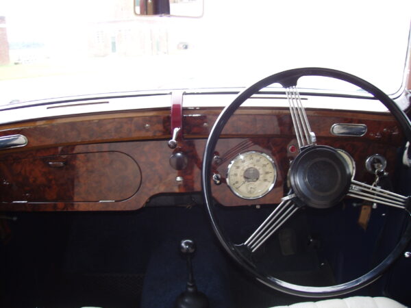 Alvis TA14 Sports Saloon - Image 10