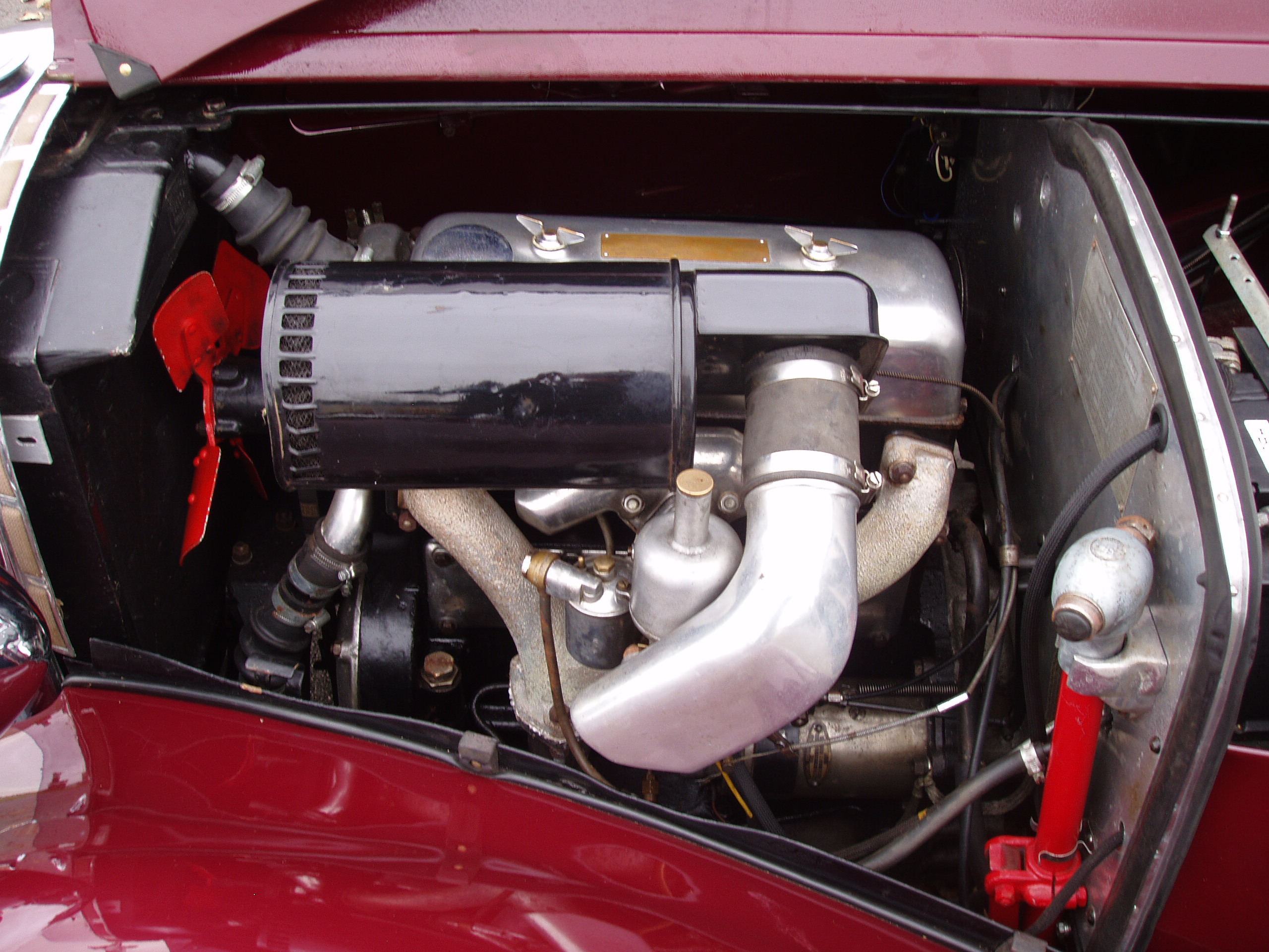 Alvis TA14 Sports Saloon - Image 12