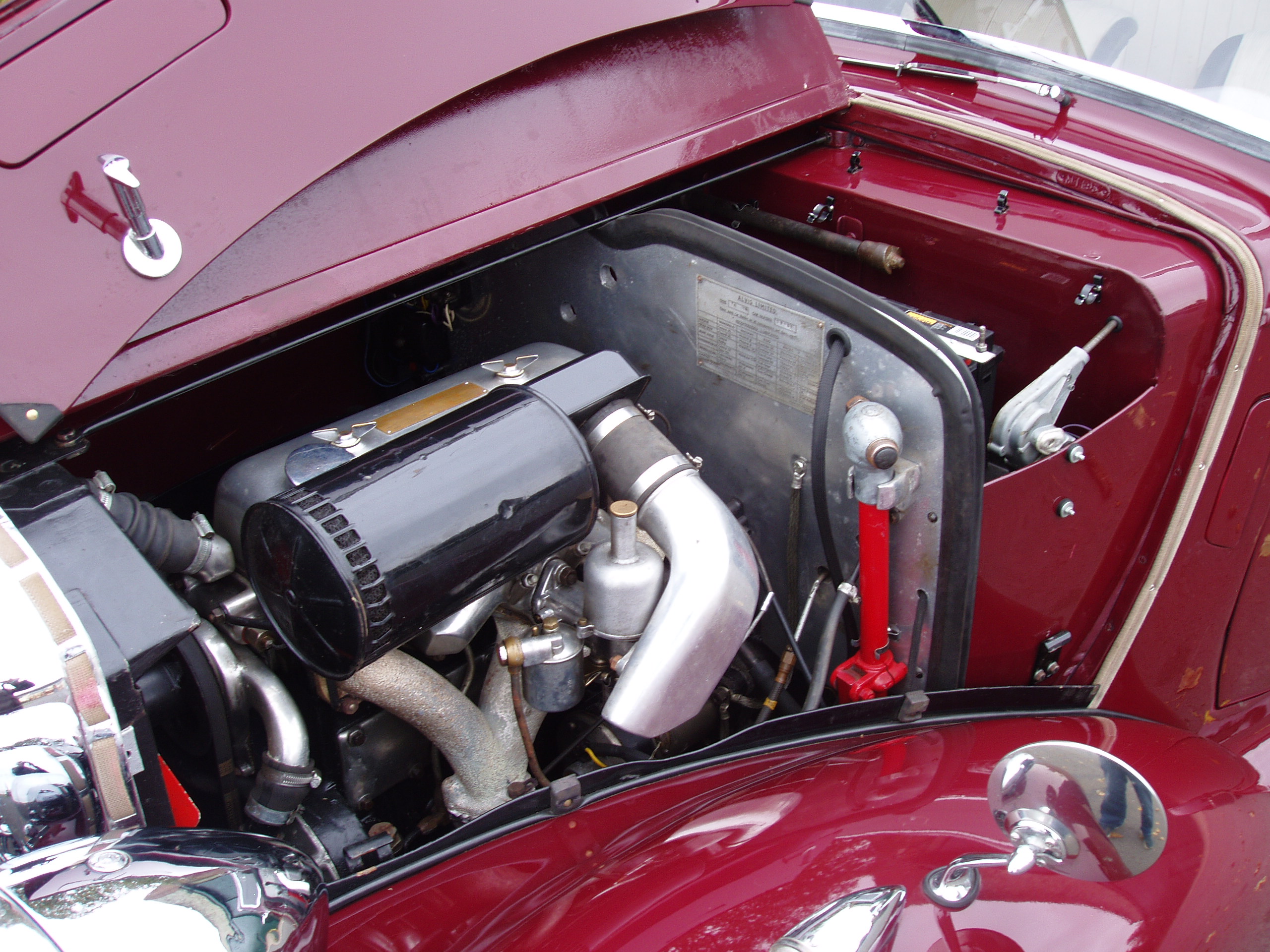 Alvis TA14 Sports Saloon - Image 13