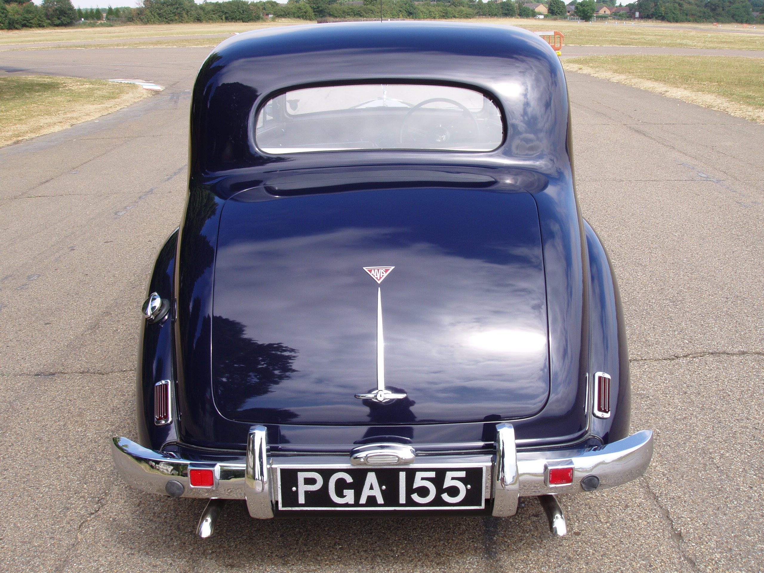 Alvis TC21/100 Saloon - Image 5
