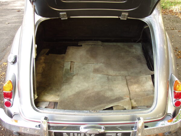 Alvis TC21/100 'Grey Lady' Saloon - Image 13