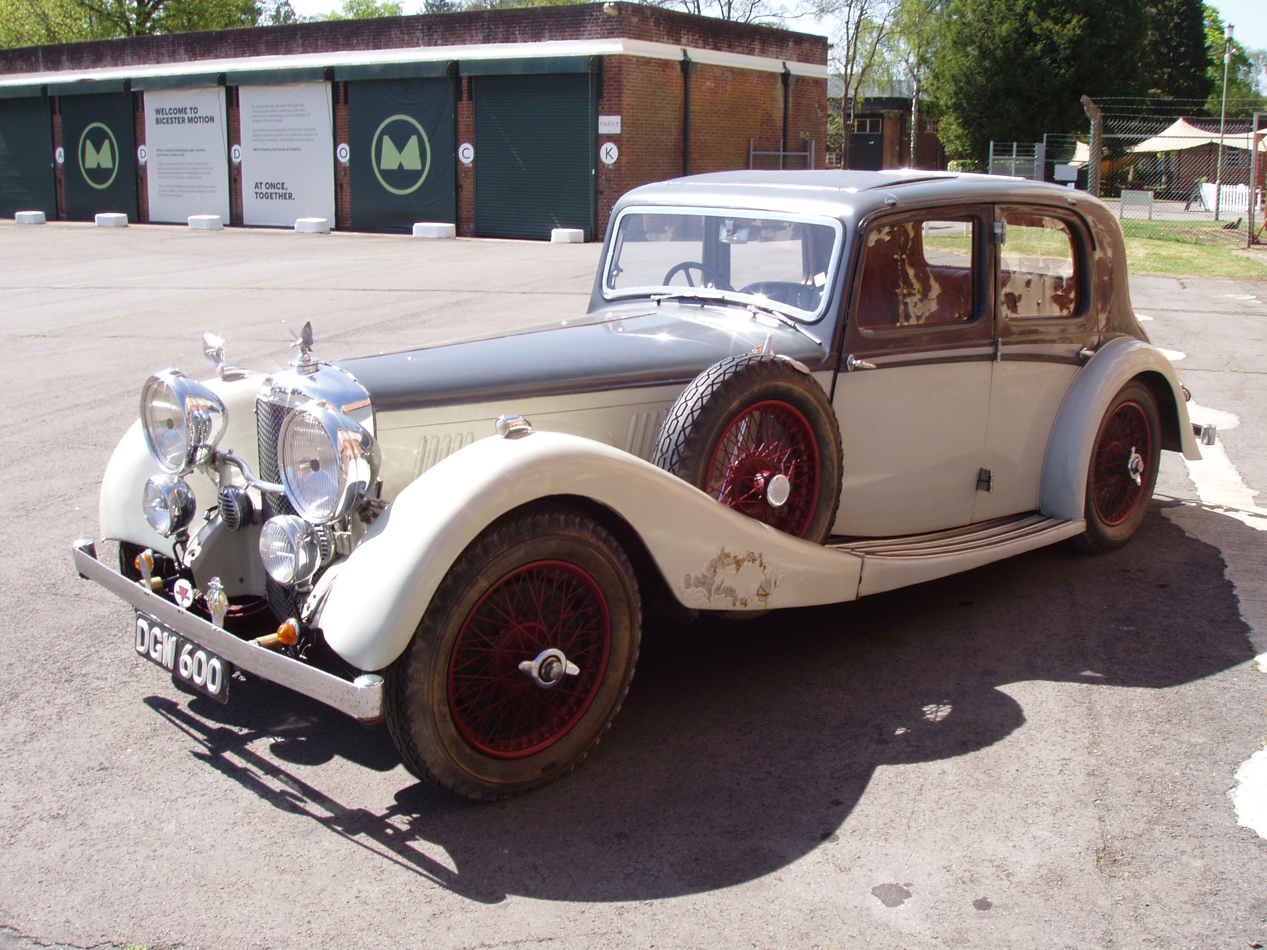 Alvis Speed 20 SD Charlesworth Saloon - Image 3