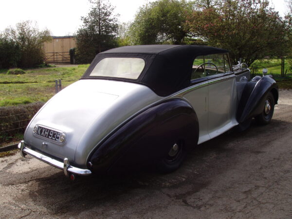 Bentley Mk VI Dhc by Park Ward - Image 3