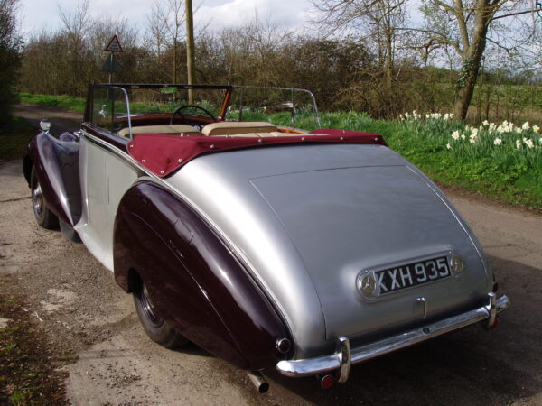Bentley Mk VI Dhc by Park Ward - Image 5