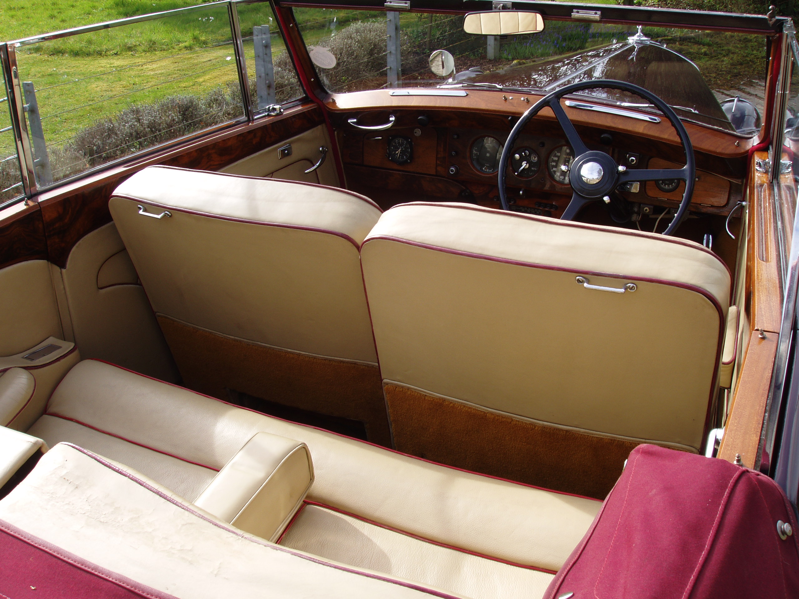 Bentley Mk VI Dhc by Park Ward - Image 7