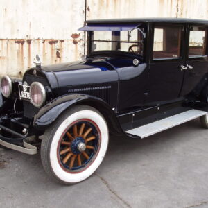 Cadillac V8 Town Sedan V61