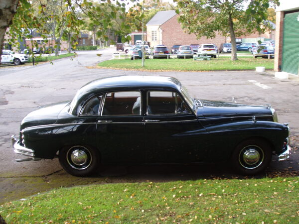 Daimler Majestic Major - Image 8