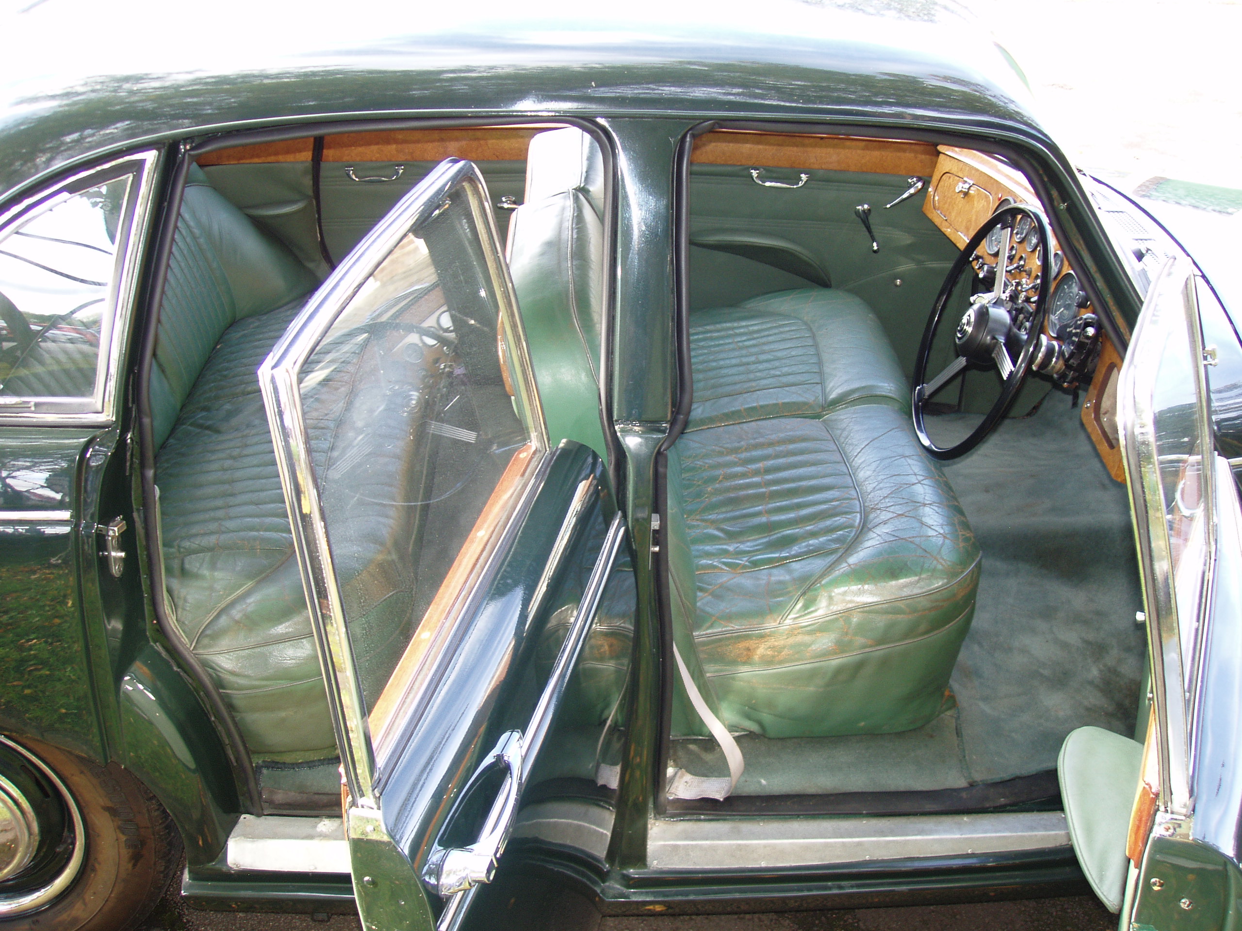 Daimler Majestic Major - Image 9