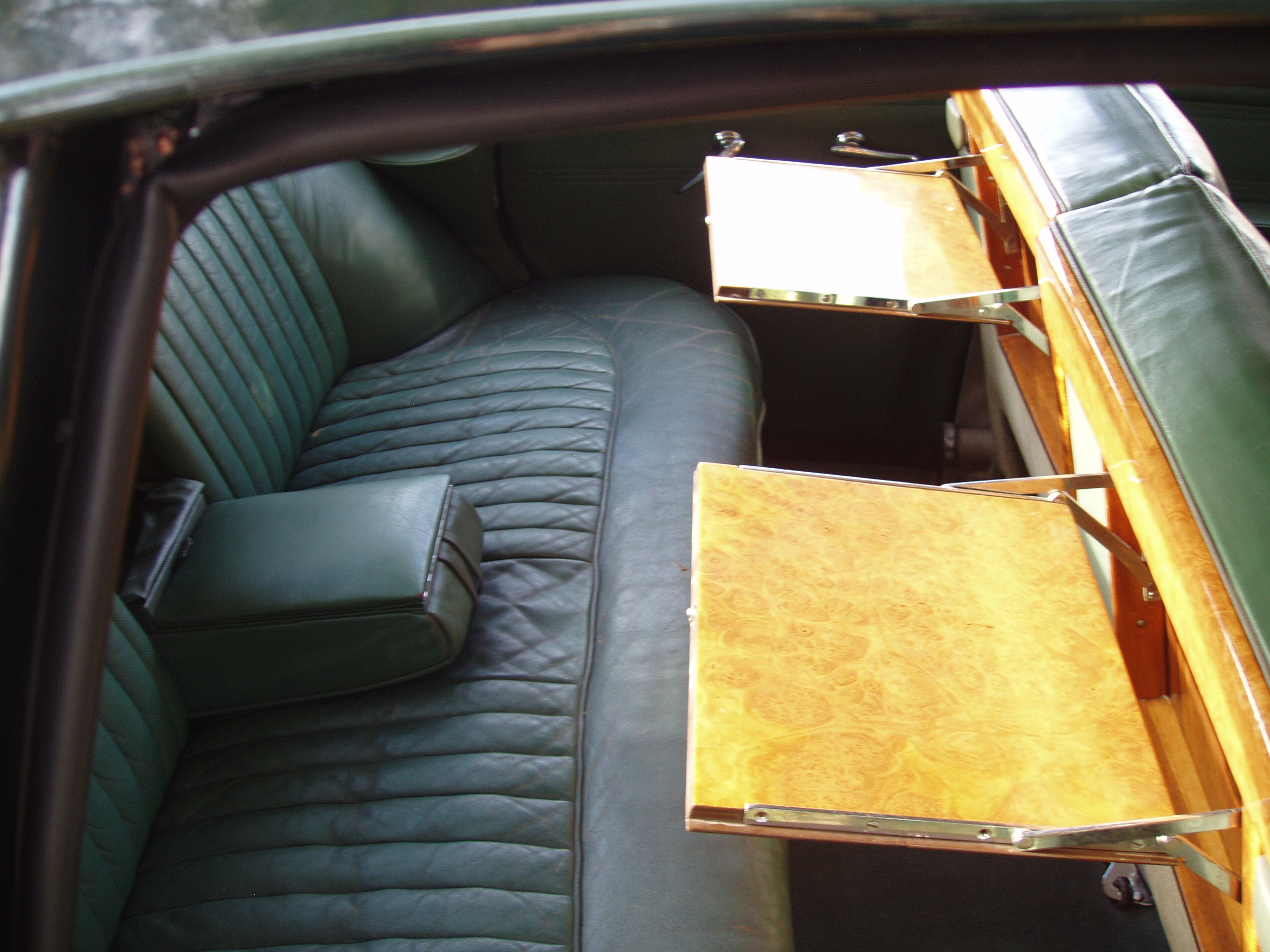 Daimler Majestic Major - Image 12