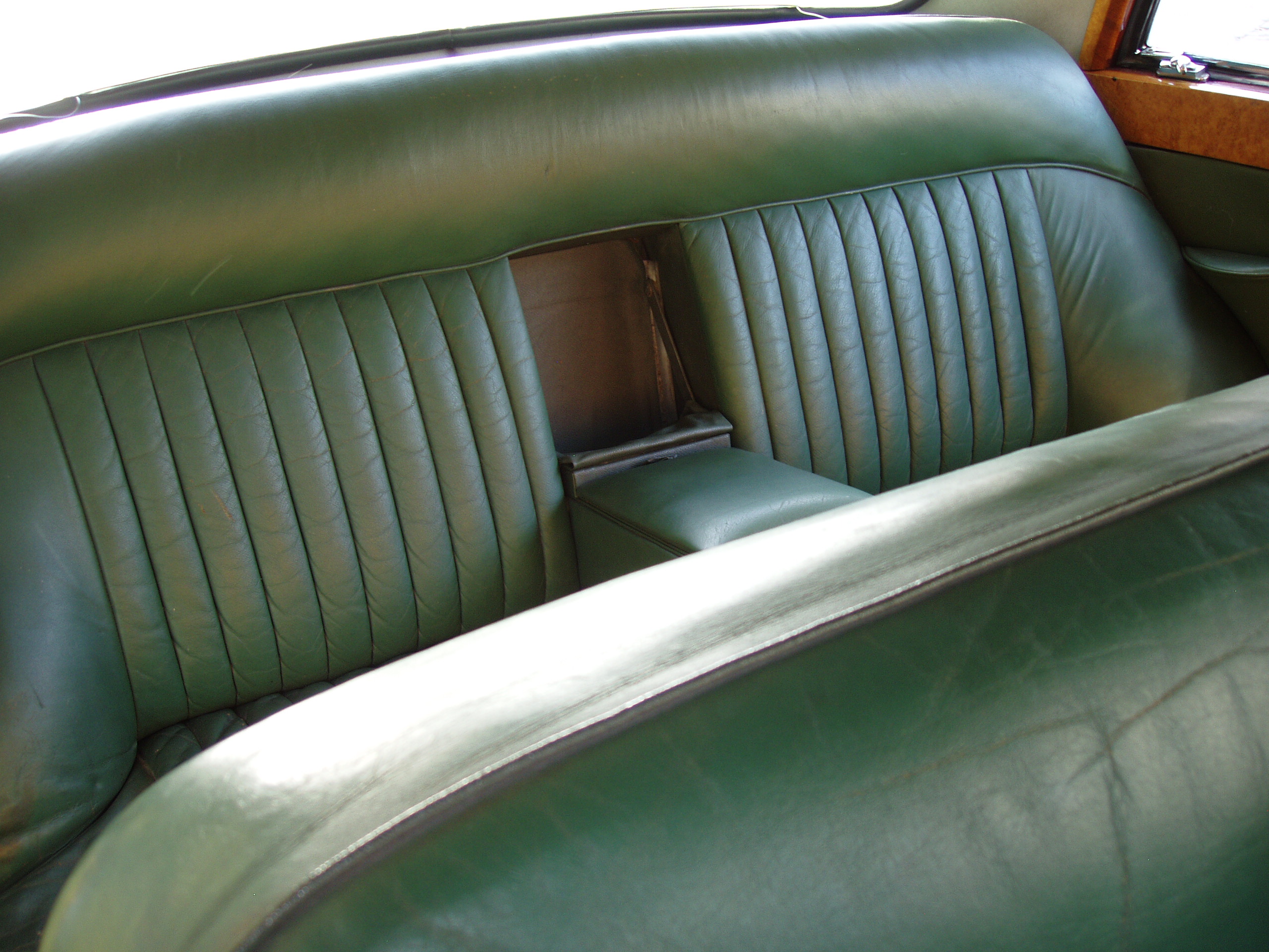 Daimler Majestic Major - Image 13
