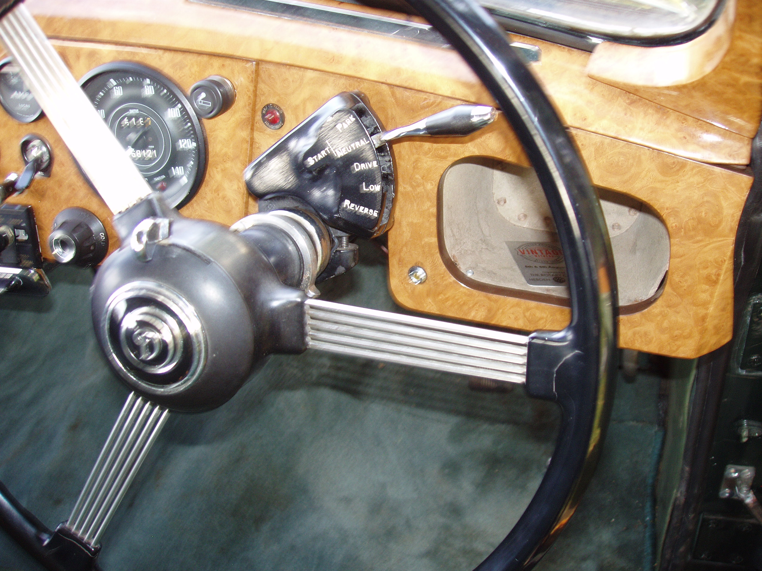 Daimler Majestic Major - Image 14