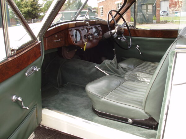 Jaguar XK140 Fixed Head Coupe - Image 11