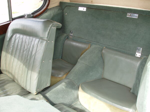 Jaguar XK140 Fixed Head Coupe - Image 12