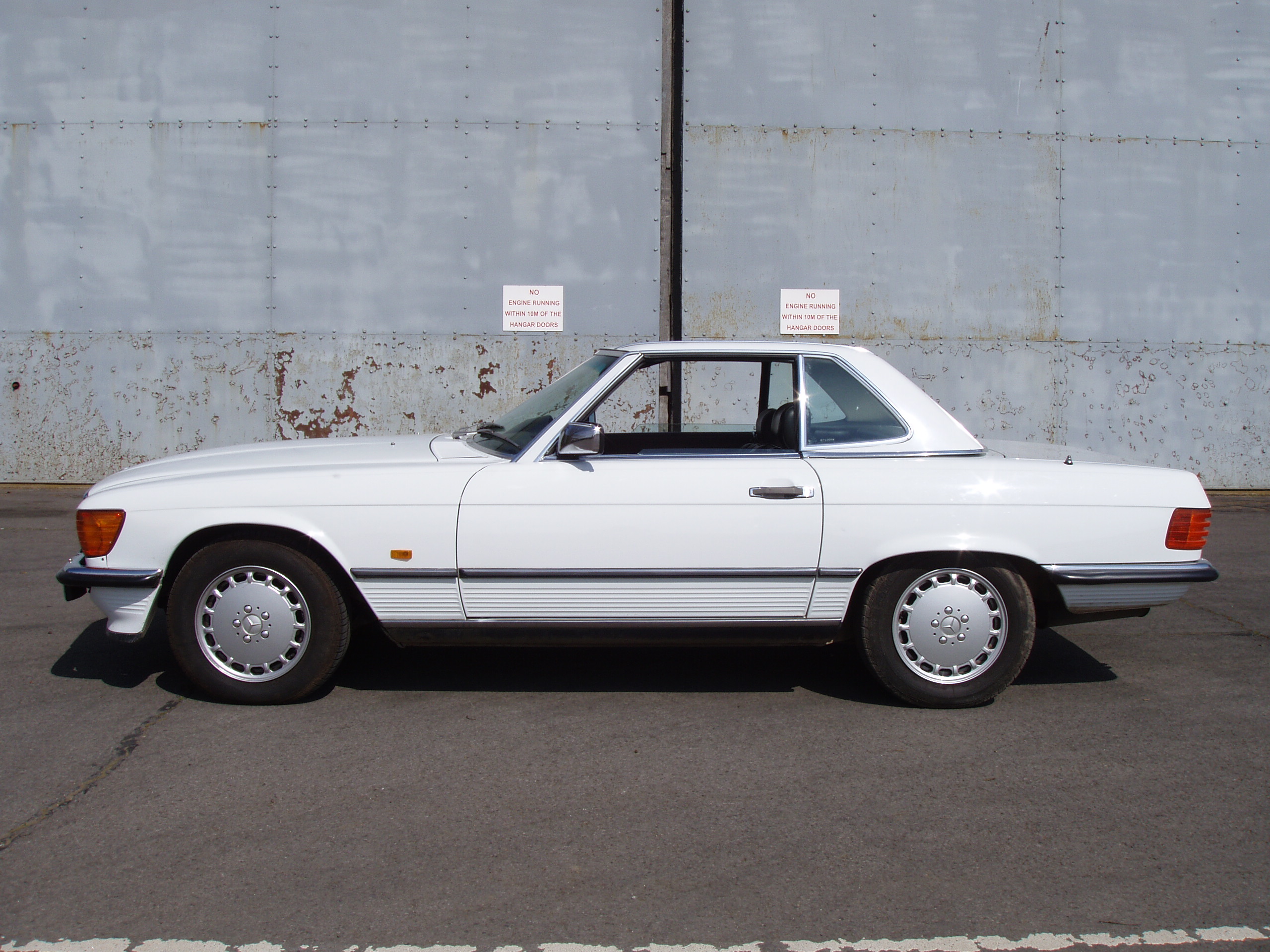 Mercedes Benz 420SL